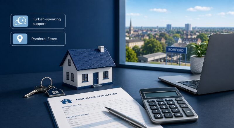 Turkish Speaking Mortgage Broker in Romford with mortgage application, model house, keys and calculator.